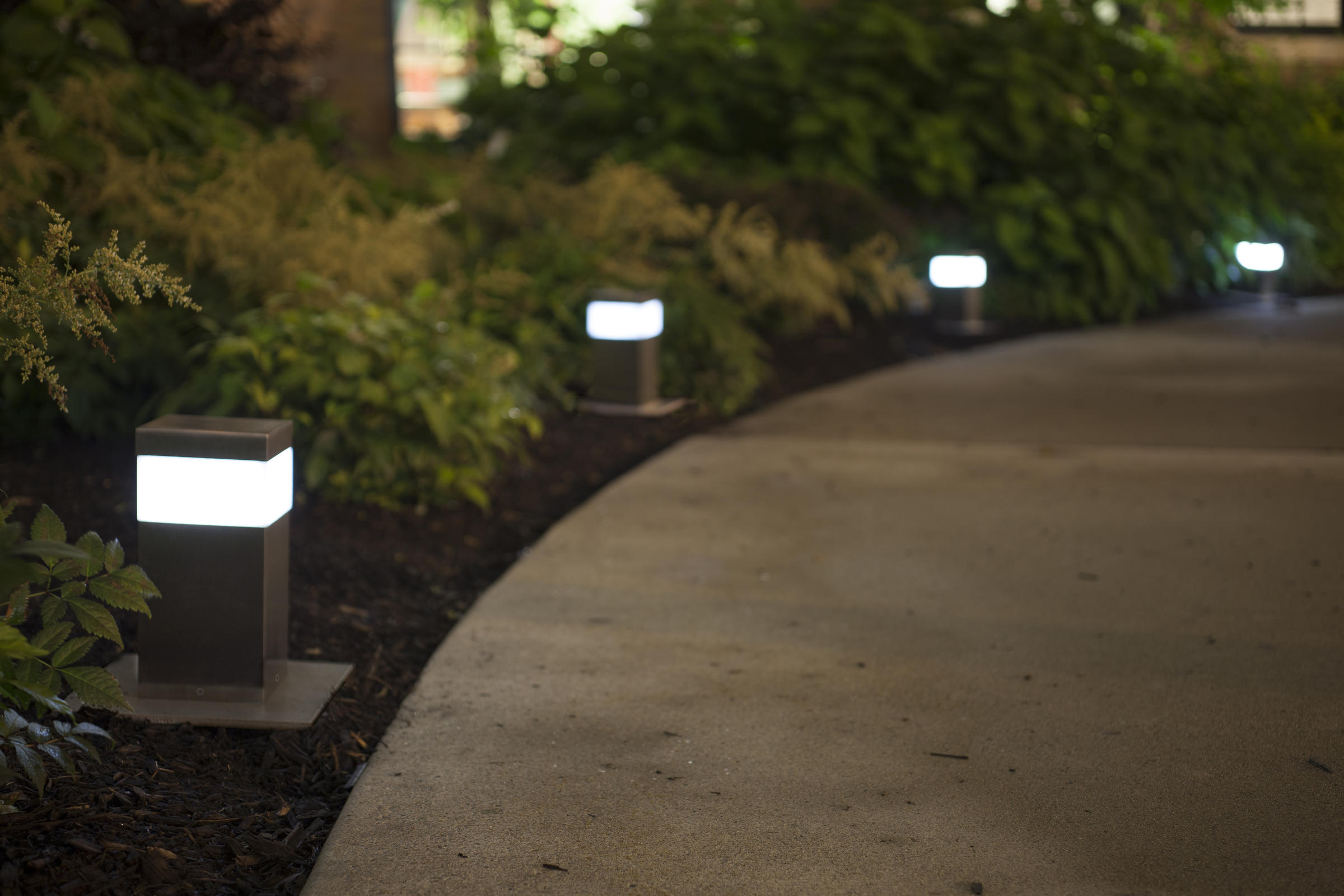 FSRT226 Столбик дорожки Rincon  Forms-surfaces  - Вид №1