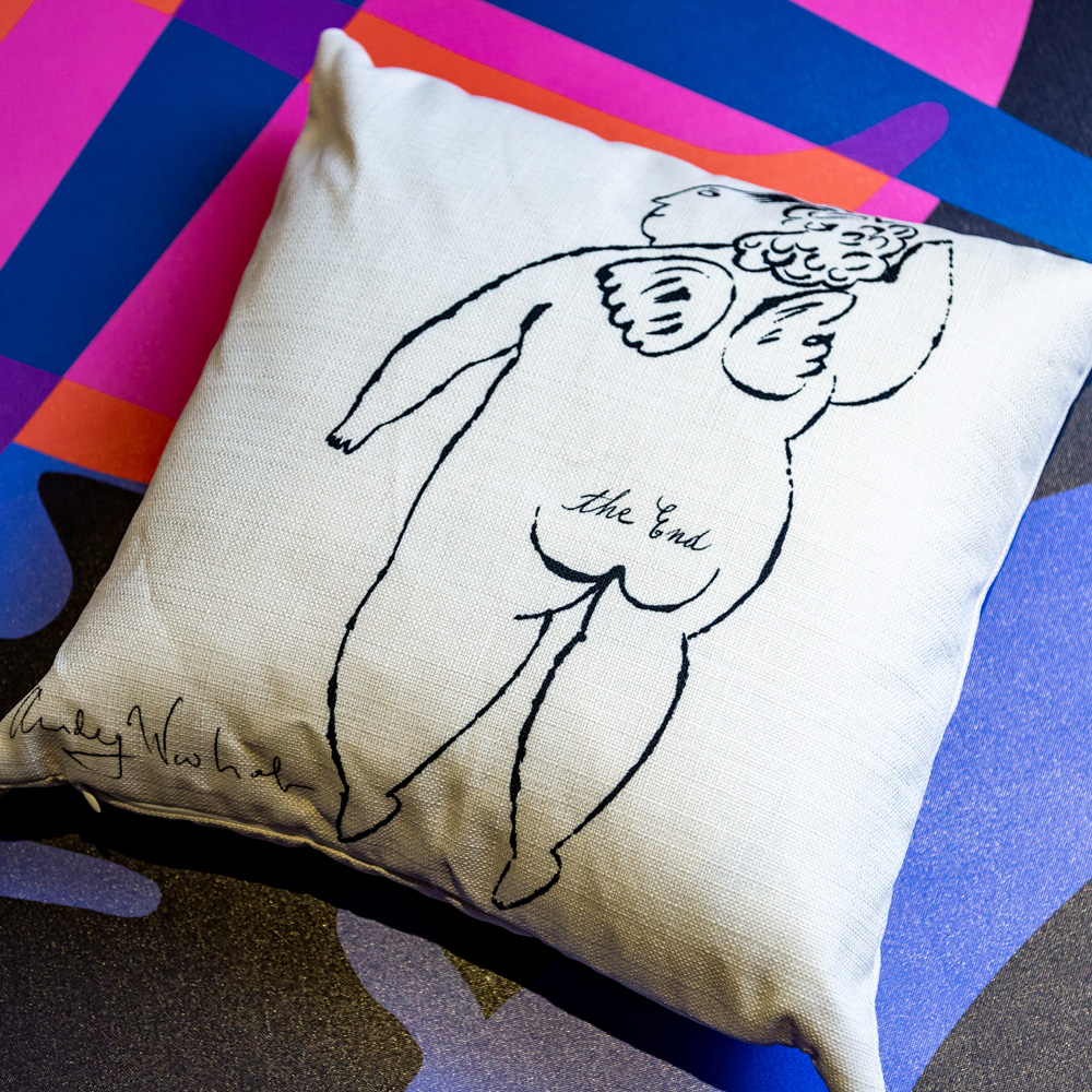 4314201 Арт-подушка «The End» (версия 1) Object Desire  - Вид №1