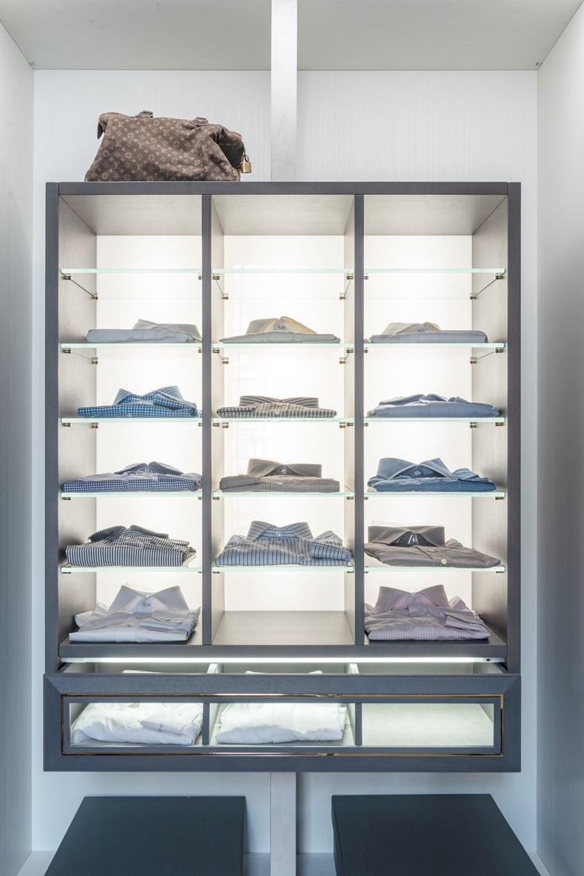 Martini Interiors Гардеробная из дуба со встроенной подсветкой на заказ Essenza sun-id-1504495 - Вид №5