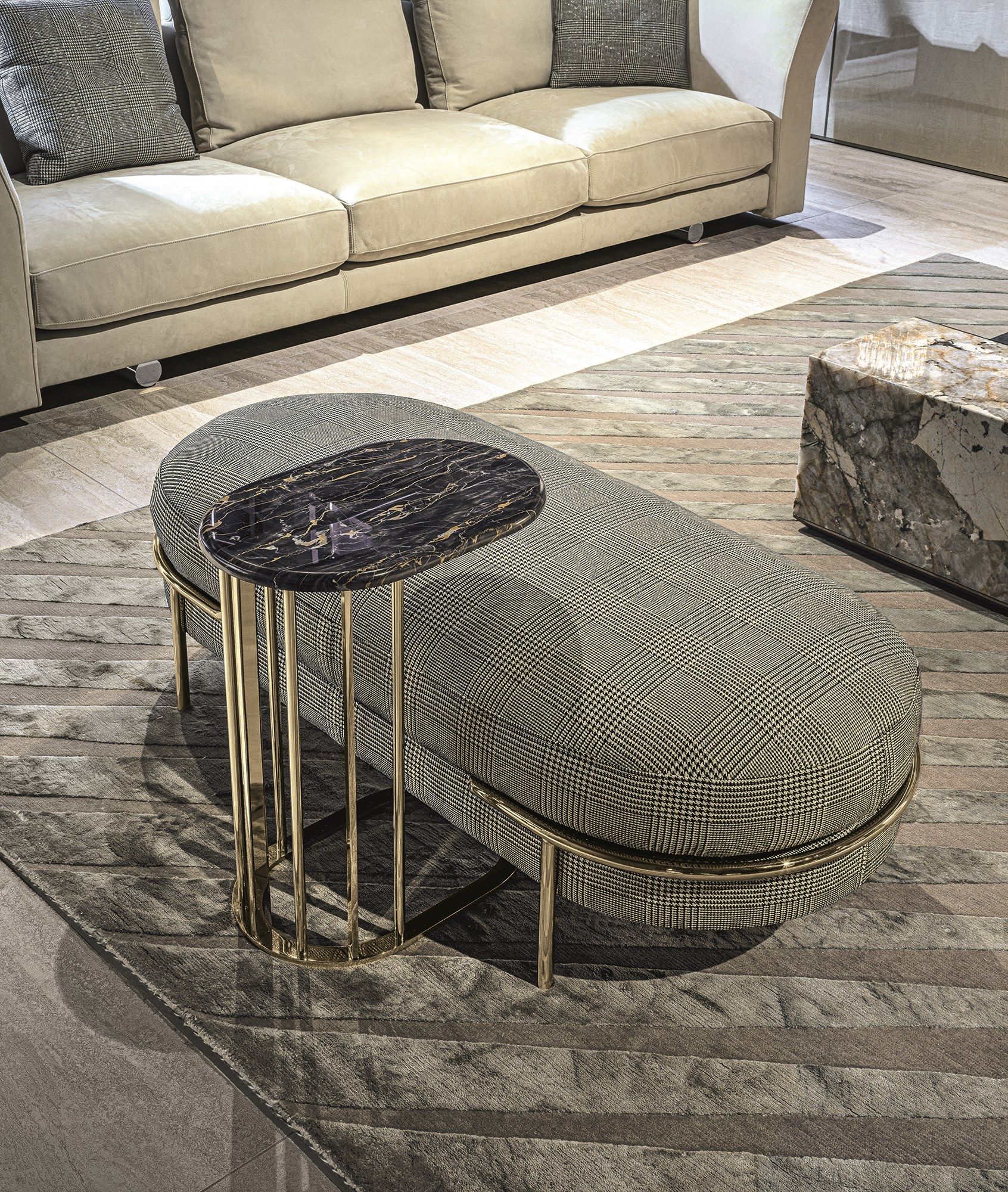 Мягкая скамейка из ткани Longhi Loveluxe 2020-Sartoria collection ARCH-00126888 - Вид №1