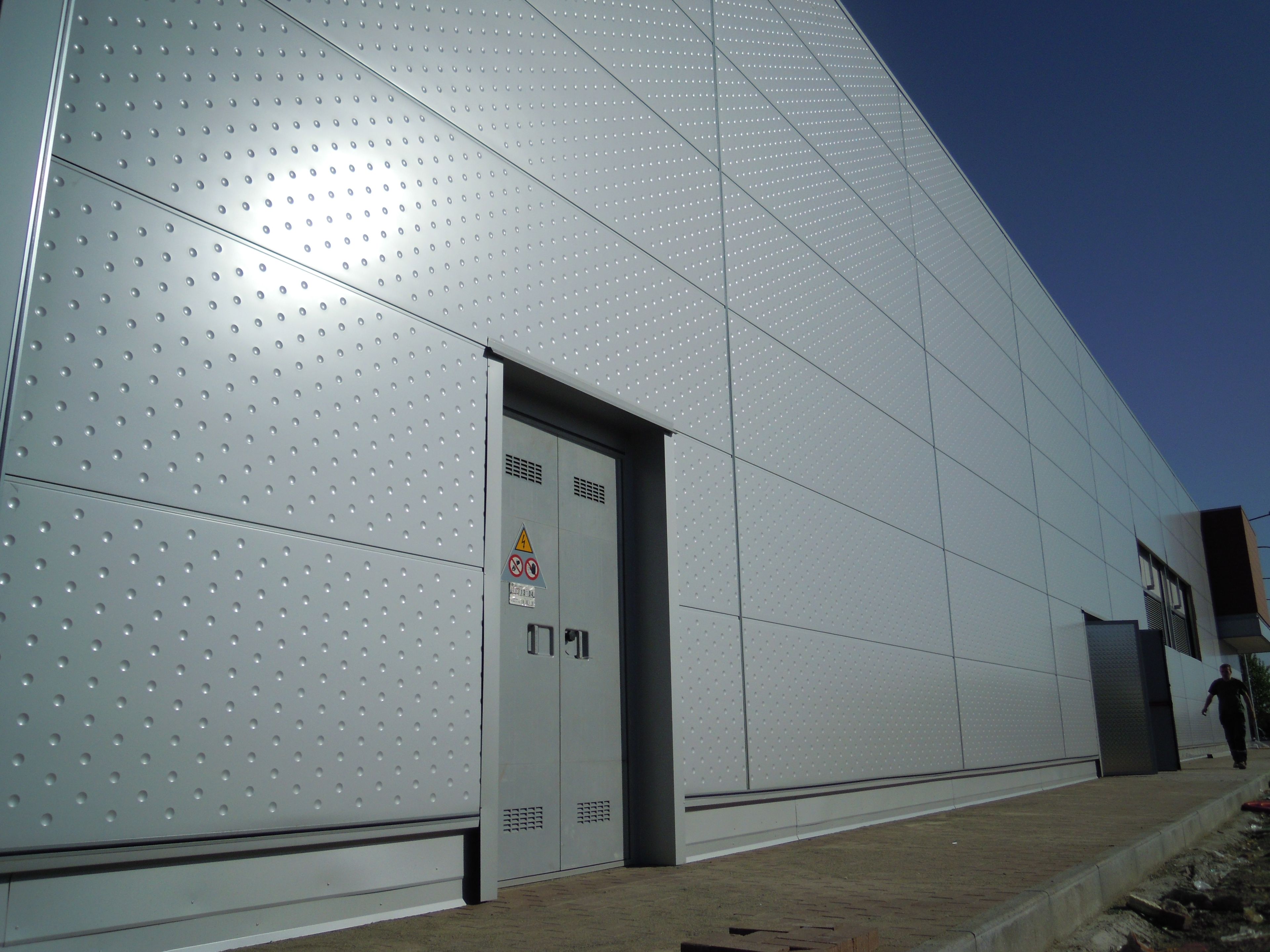 Изолированная металлическая панель для фасада ELCOM SYSTEM ТЕРМОПАРЕТЫ® ARCH-00063678 - Вид №40