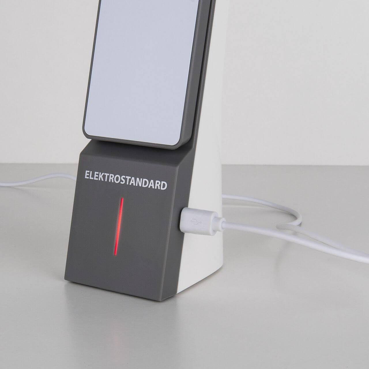 Настольная лампа Elektrostandard TL90450 Desk белый/серый 4690389111549 ELEKTROSTANDARD КЛАССИЧЕСКИЕ 195545 Белый;черный  - Вид №1