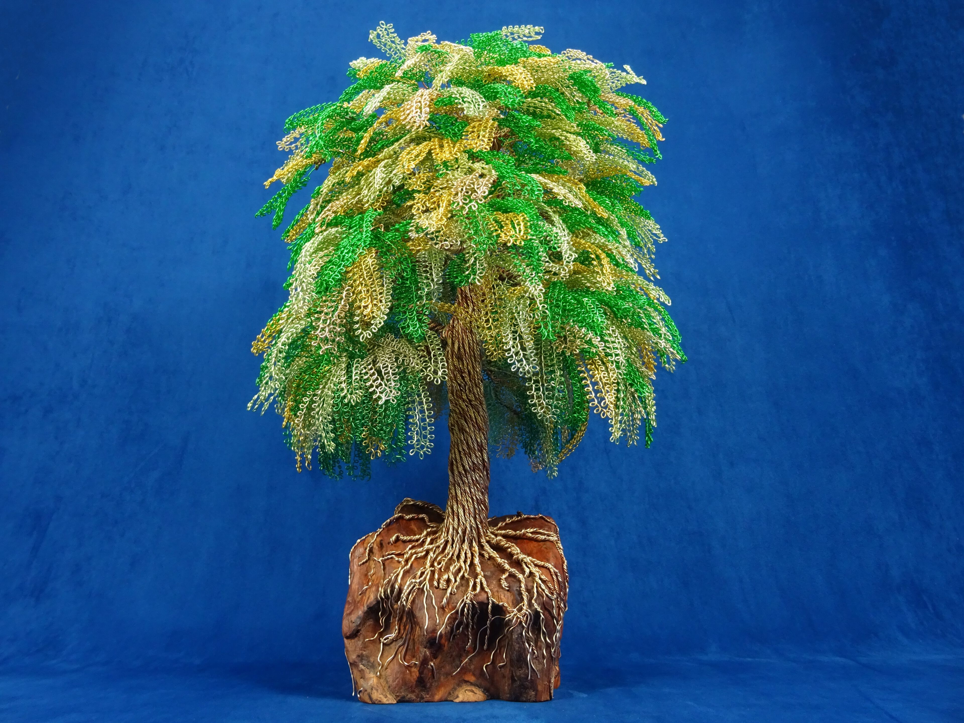 Скульптура из алюминия и оливкового дерева Mosche Bianche Zen Bonsai ARCH-00101351