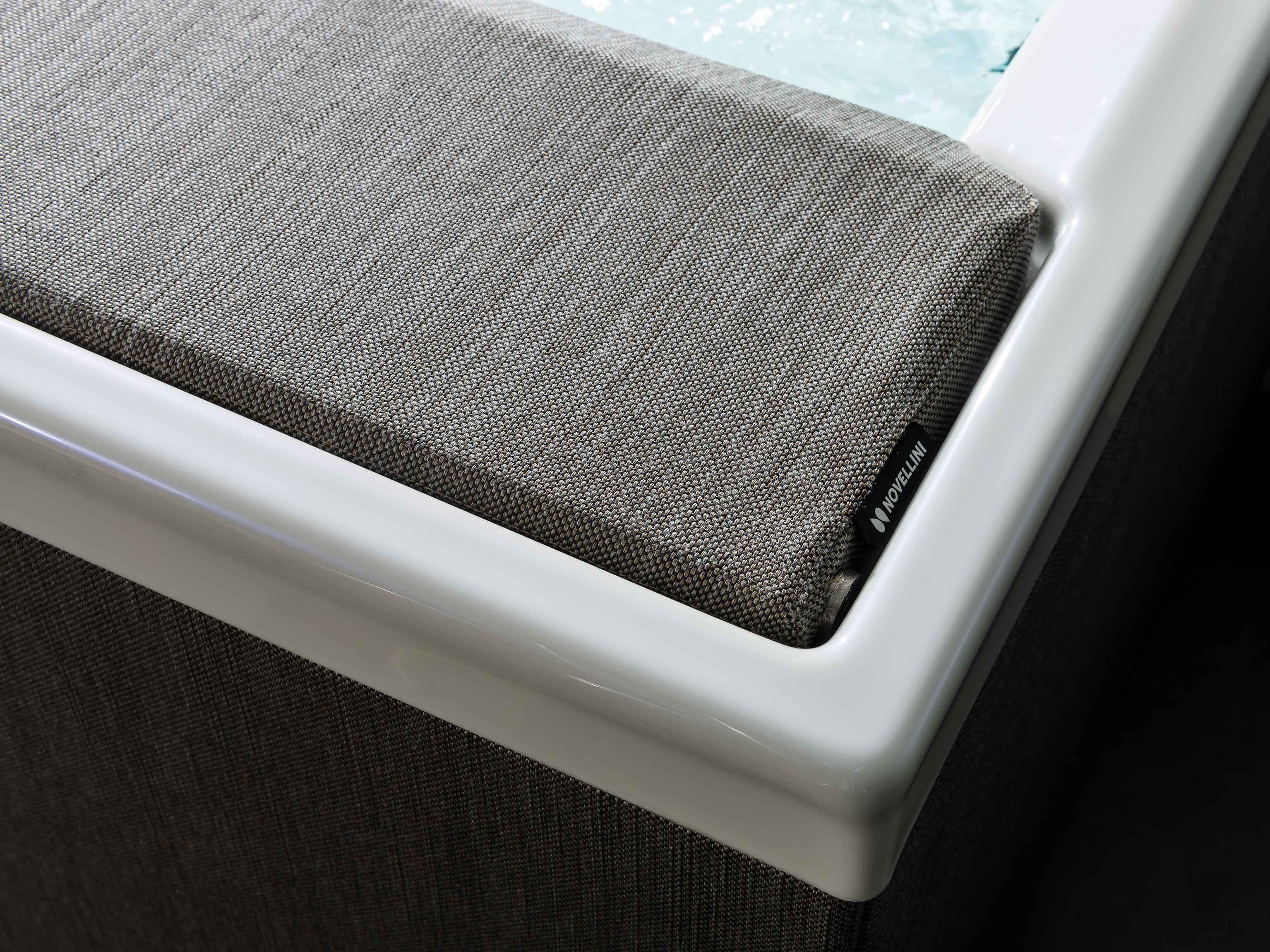 Мини-бассейн с гидромассажем на 6 мест для отдыха на открытом воздухе Novellini Divina-Outdoor Spa ARCH-00079651 - Вид №3