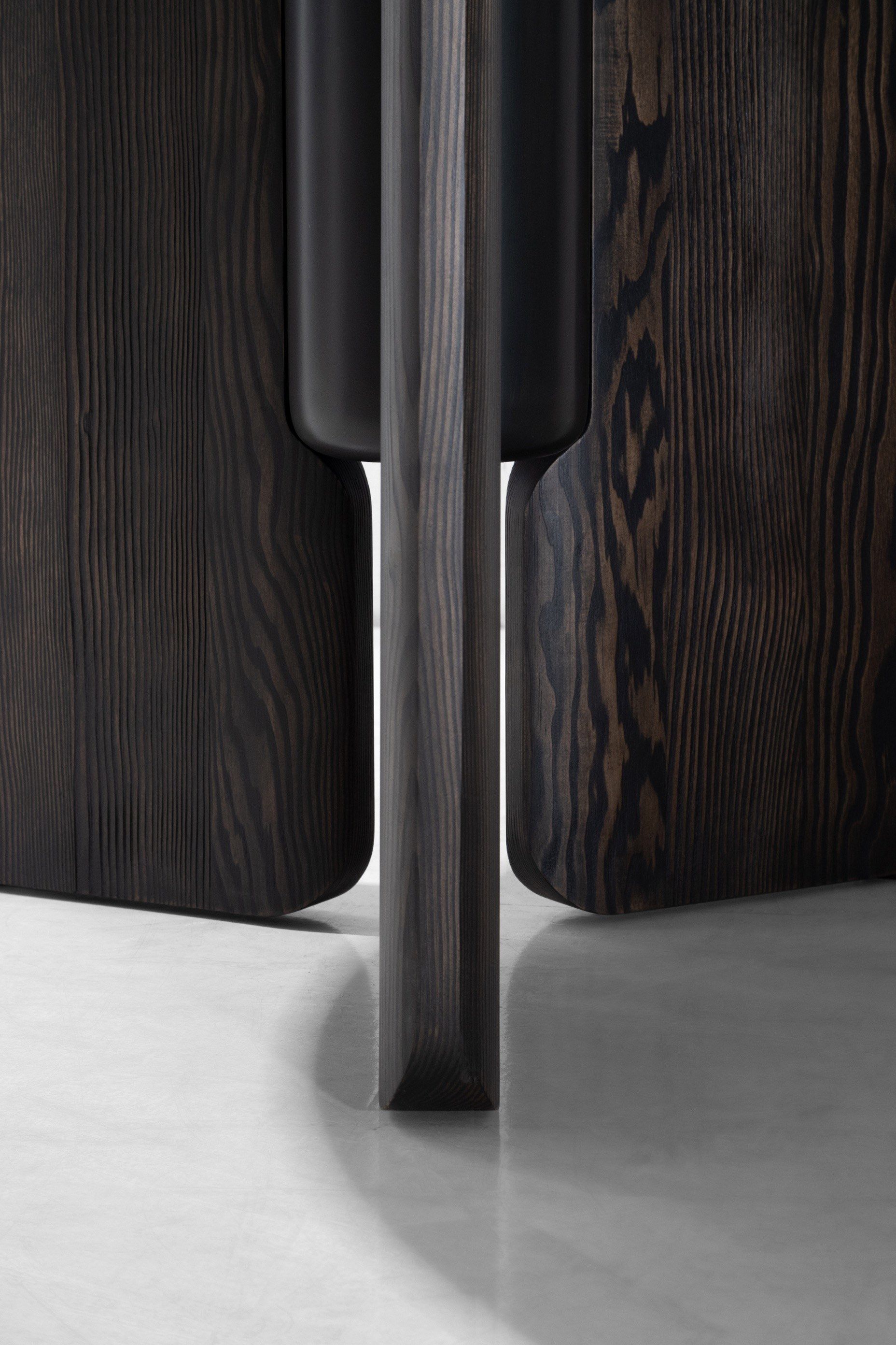 Круглый стол из ели District Eight Faifo ARCH-00149341 - Вид №7