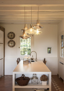 Подвесной светильник из дутого стекла