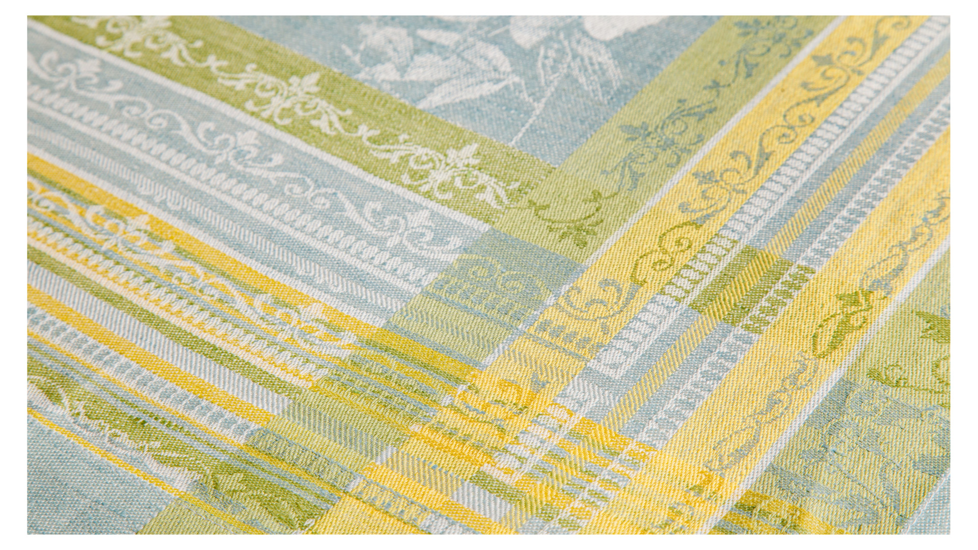 10652888 Яковлевский жаккард Скатерть прямоугольная Яковлевский Жаккард Кролики 178х229см полулен Ткань  - Вид №2