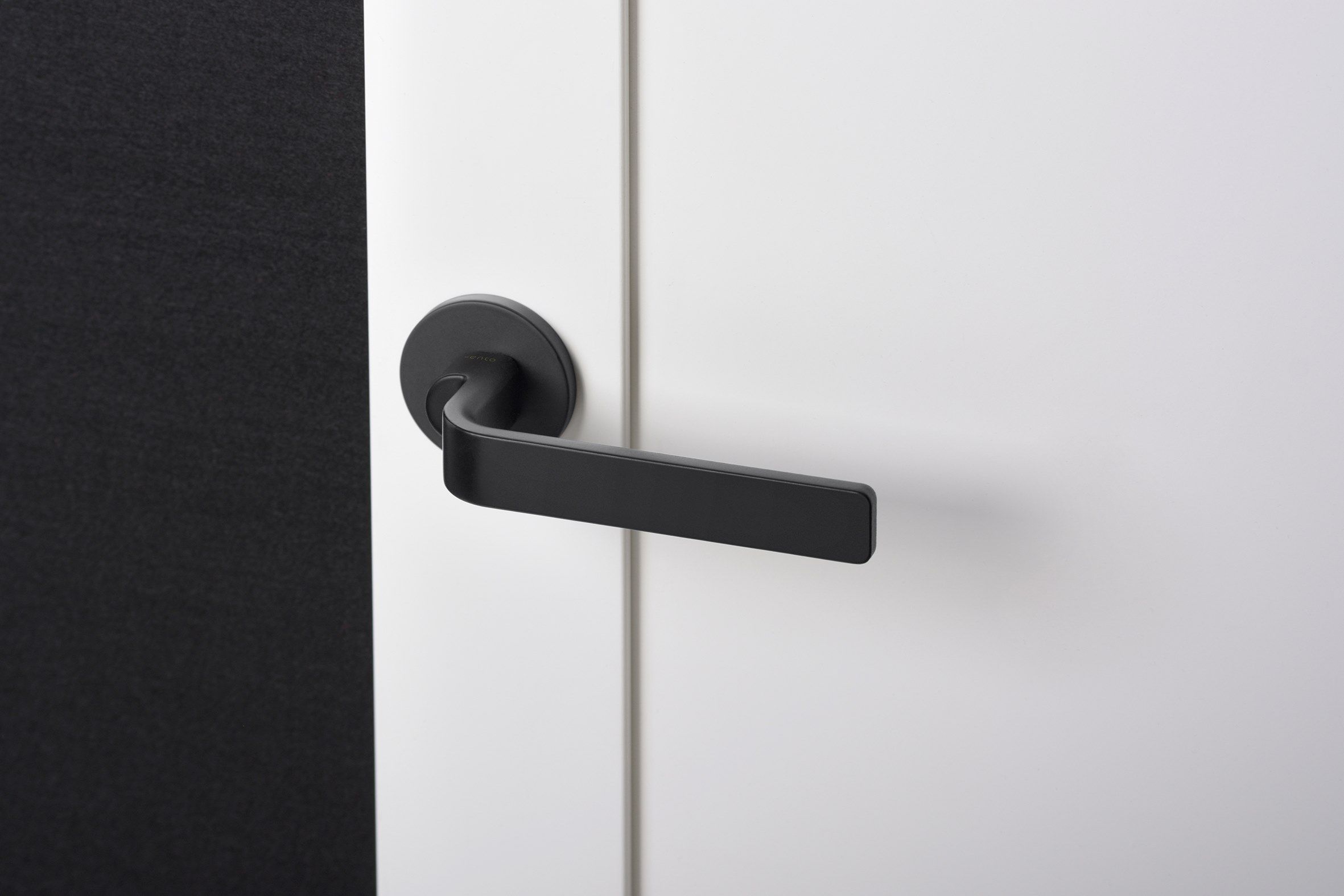 Латунная ручка на розетке Ento Zai ARCH-00146919 - Вид №6