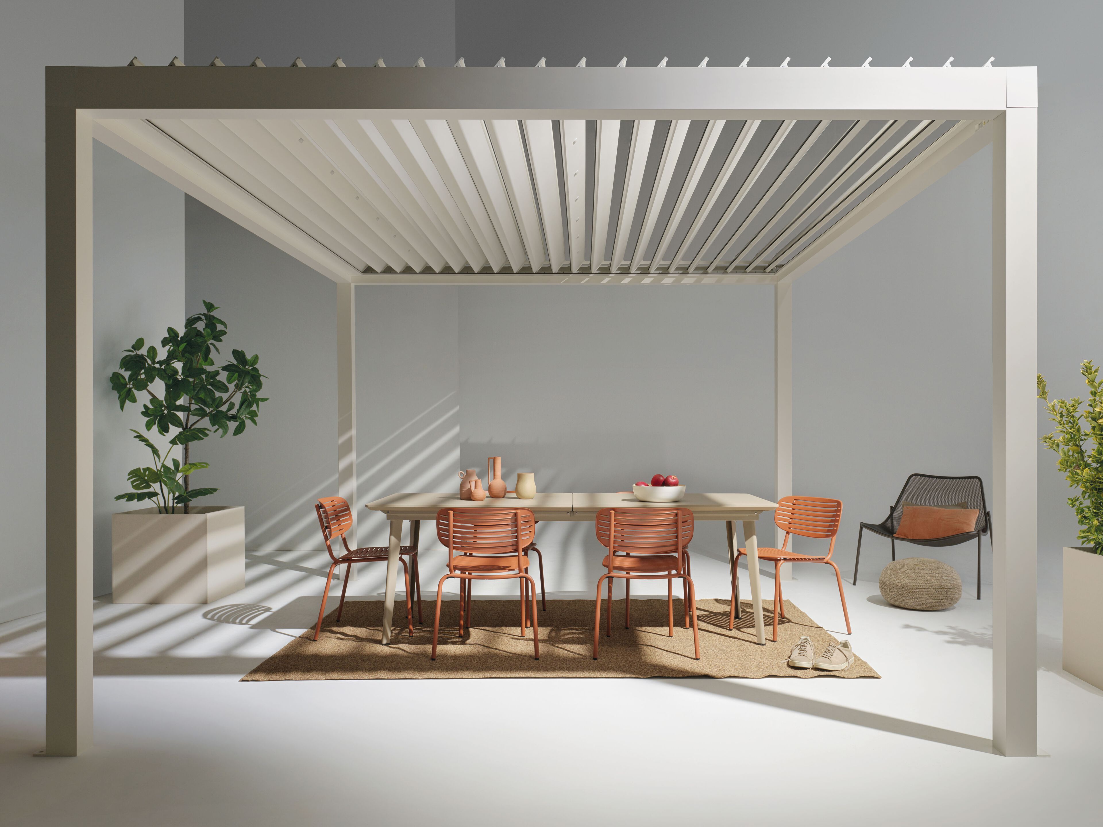 Биоклиматическая пергола из алюминия с поворотными пластинами GIBUS MOVIE ARCH-00100698