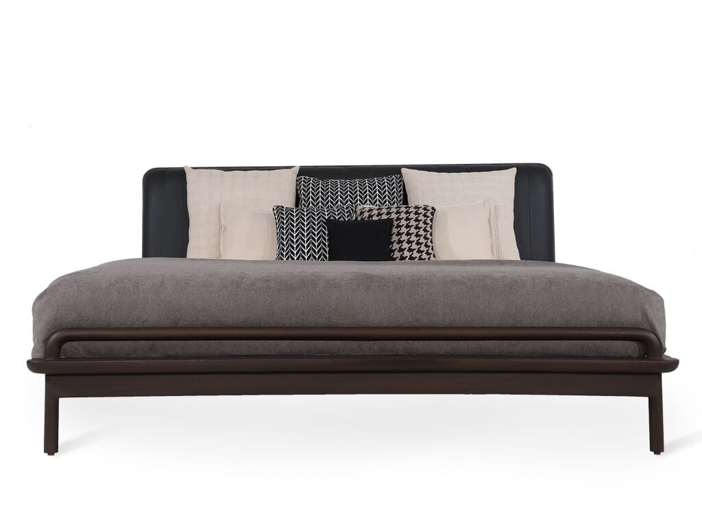 Кровать размера "king-size" из массива дерева с мягким изголовьем Alankaram KOLO ARCH-00111401 - Вид №1