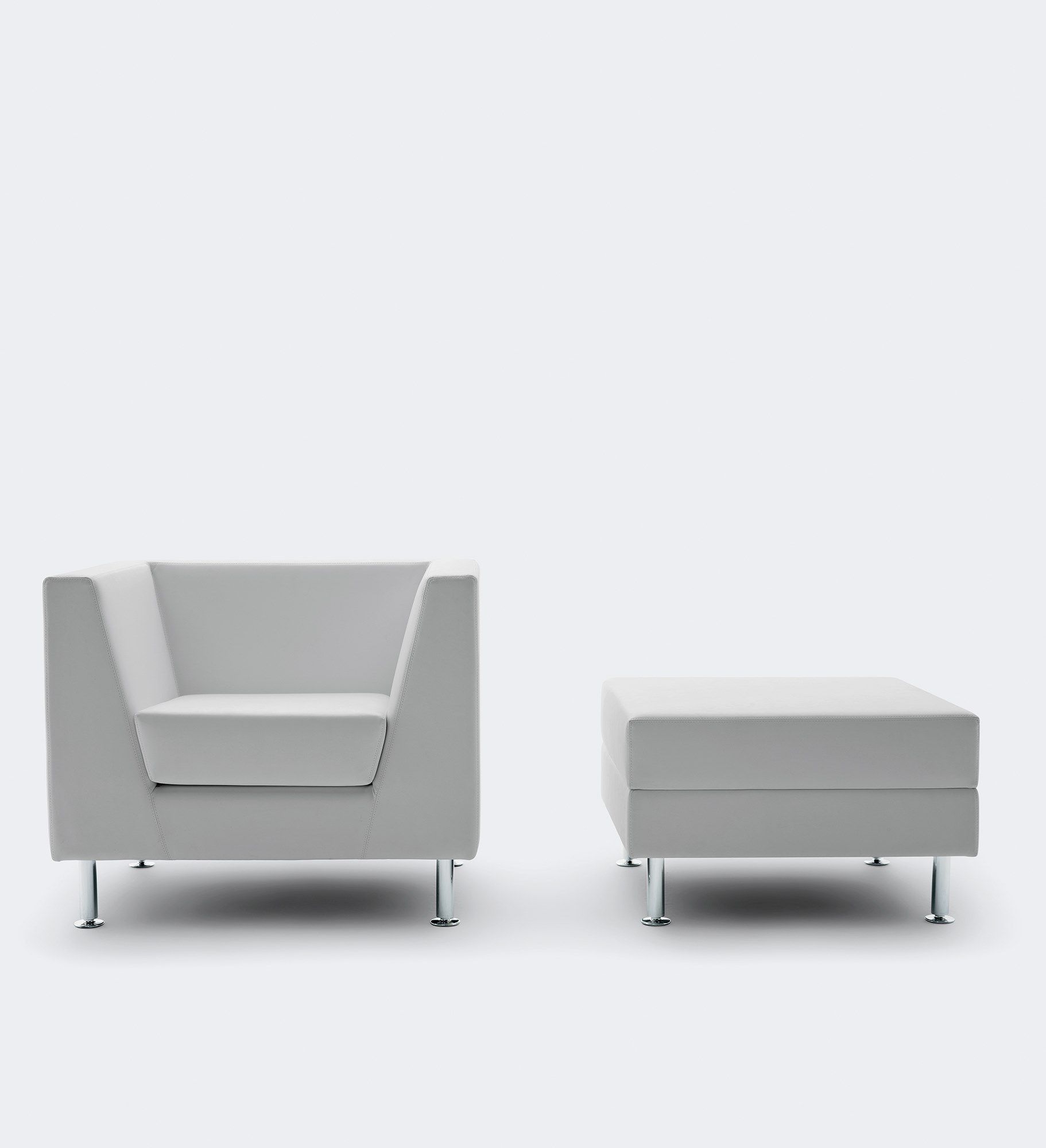 Кожаное кресло с подлокотниками Ares Line ARCH-00006817 - Вид №2