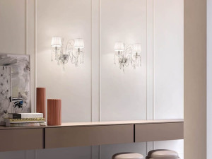 Настенный светильник с кристаллами