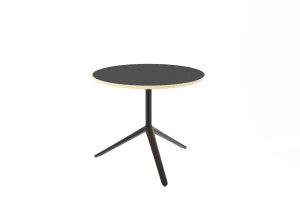 Круглый березовый журнальный столик