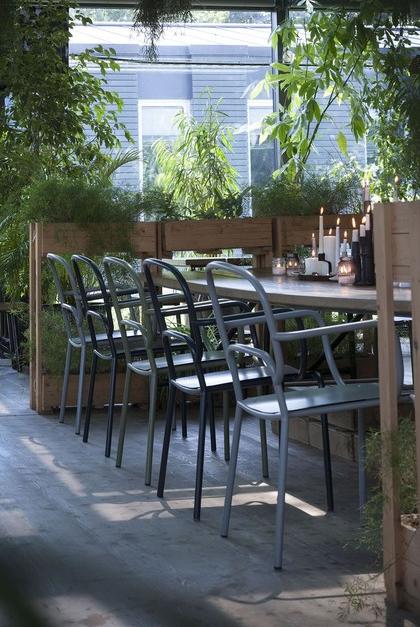 CHAIRS & MORE Стул из лакированного металла с подлокотниками Moyo sun-id-1467028 - Вид №13