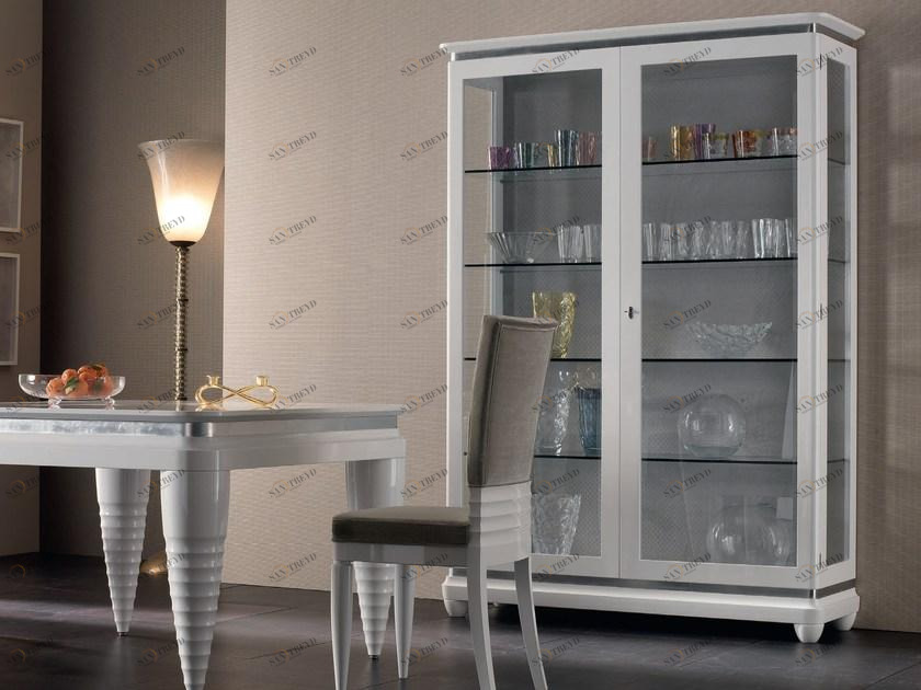 Cantiero Витрина из лакированного массива дерева Elettra day El204