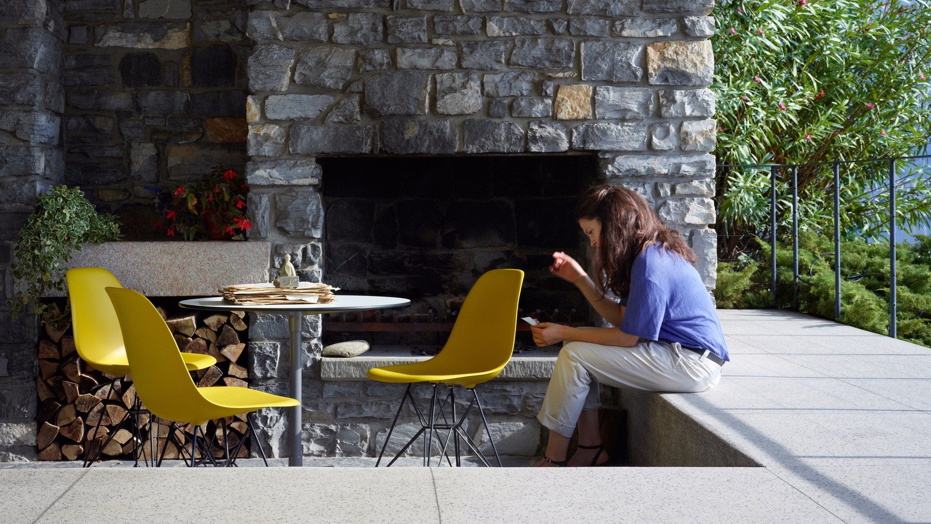 Круглый стол из меламина со спицами VITRA CONTRACT TABLE ROUND ARCH-00011670 - Вид №2