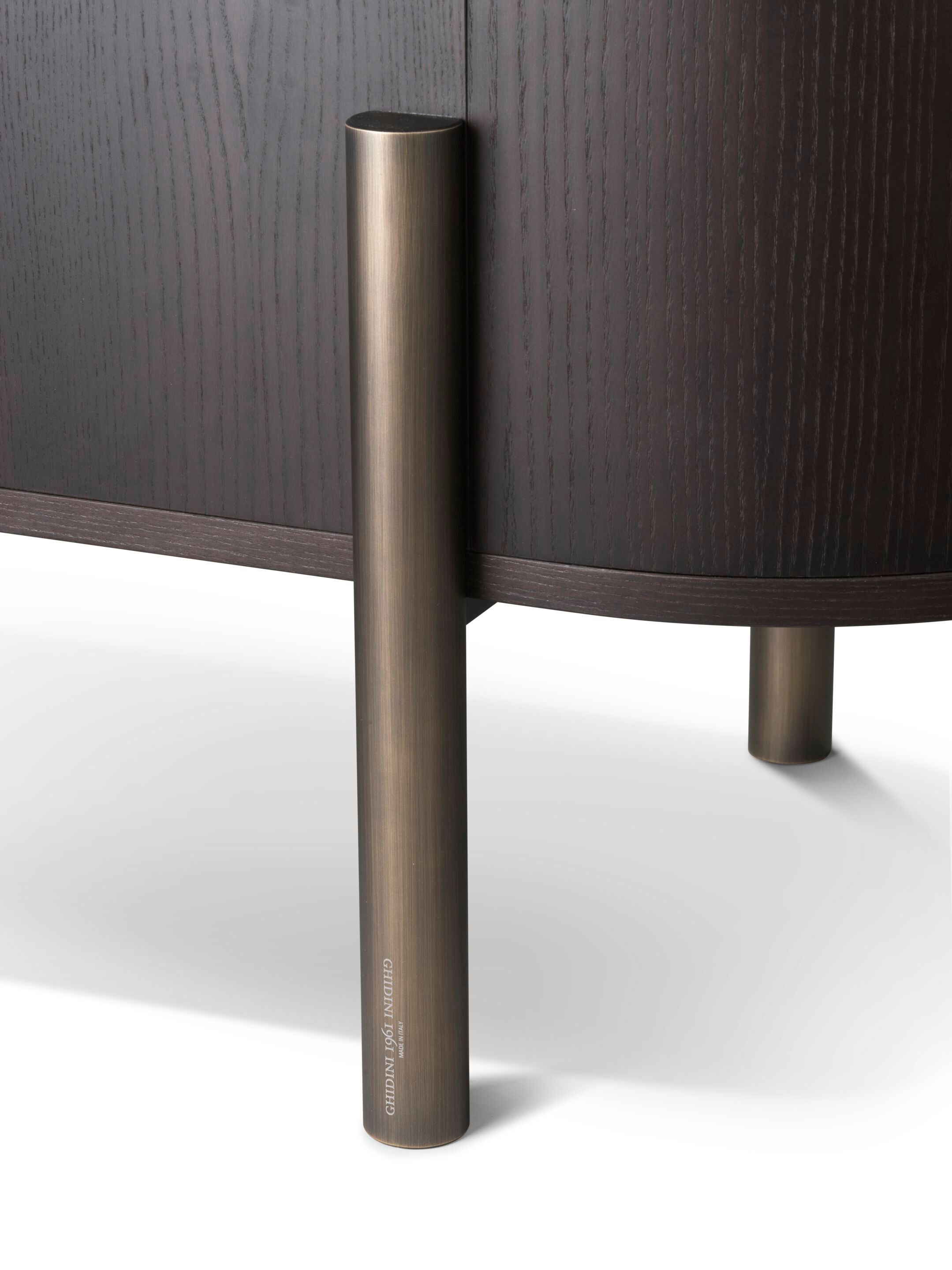 Шкаф из дуба с распашными дверями GHIDINI1961 Тарантино ARCH-00023771 - Вид №1