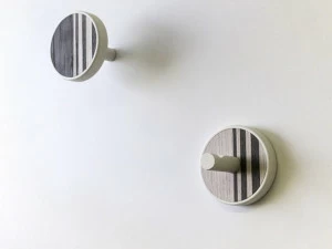 LIGNIS® Пара плечиков из инкрустированной древесины Inverso 13.009