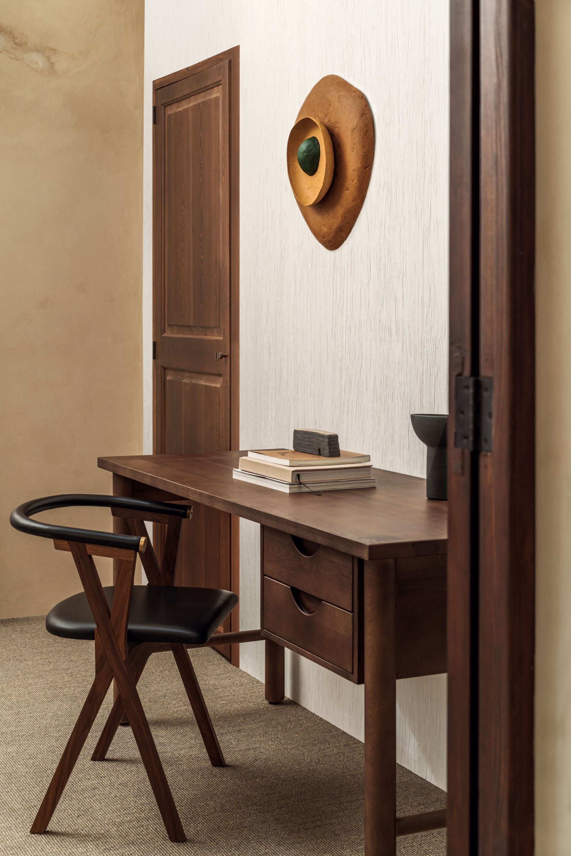 Льняная огнестойкая однотонная ткань Élitis Lin Plâtré ARCH-00092537 - Вид №4