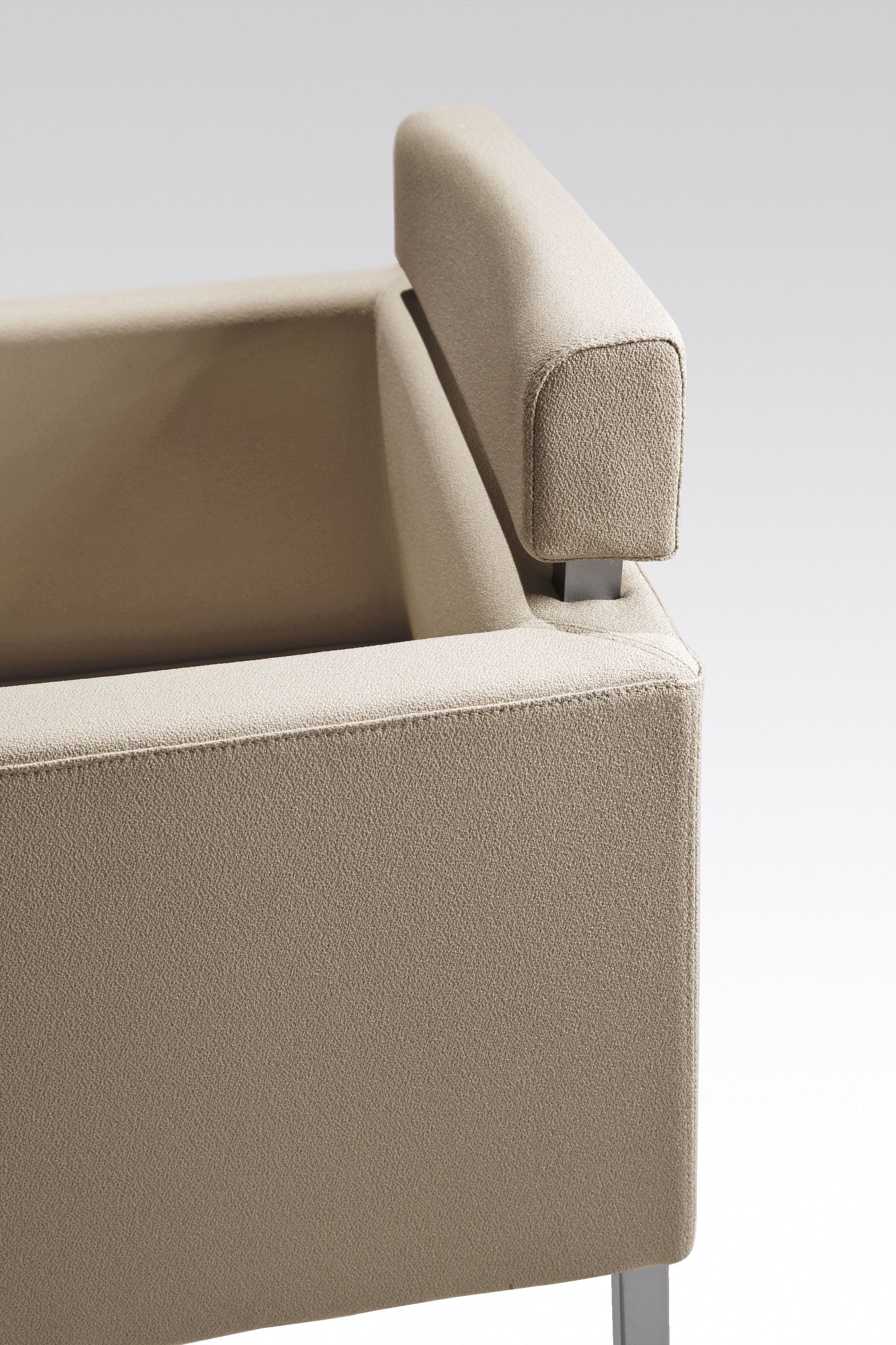 Тканевый стул для конференций с колесами Kastel KUADRELLA ARCH-00104199 - Вид №2