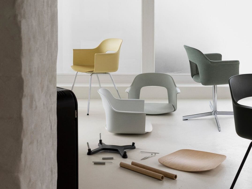 Полипропиленовый стул с открытой спинкой с подлокотниками Hay макет ARCH-00001839 - Вид №6