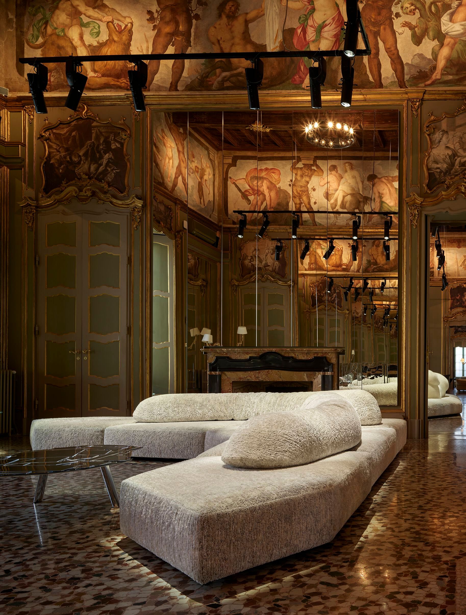 Диван Edra для интерьера ARCH-00099422 - Вид №19