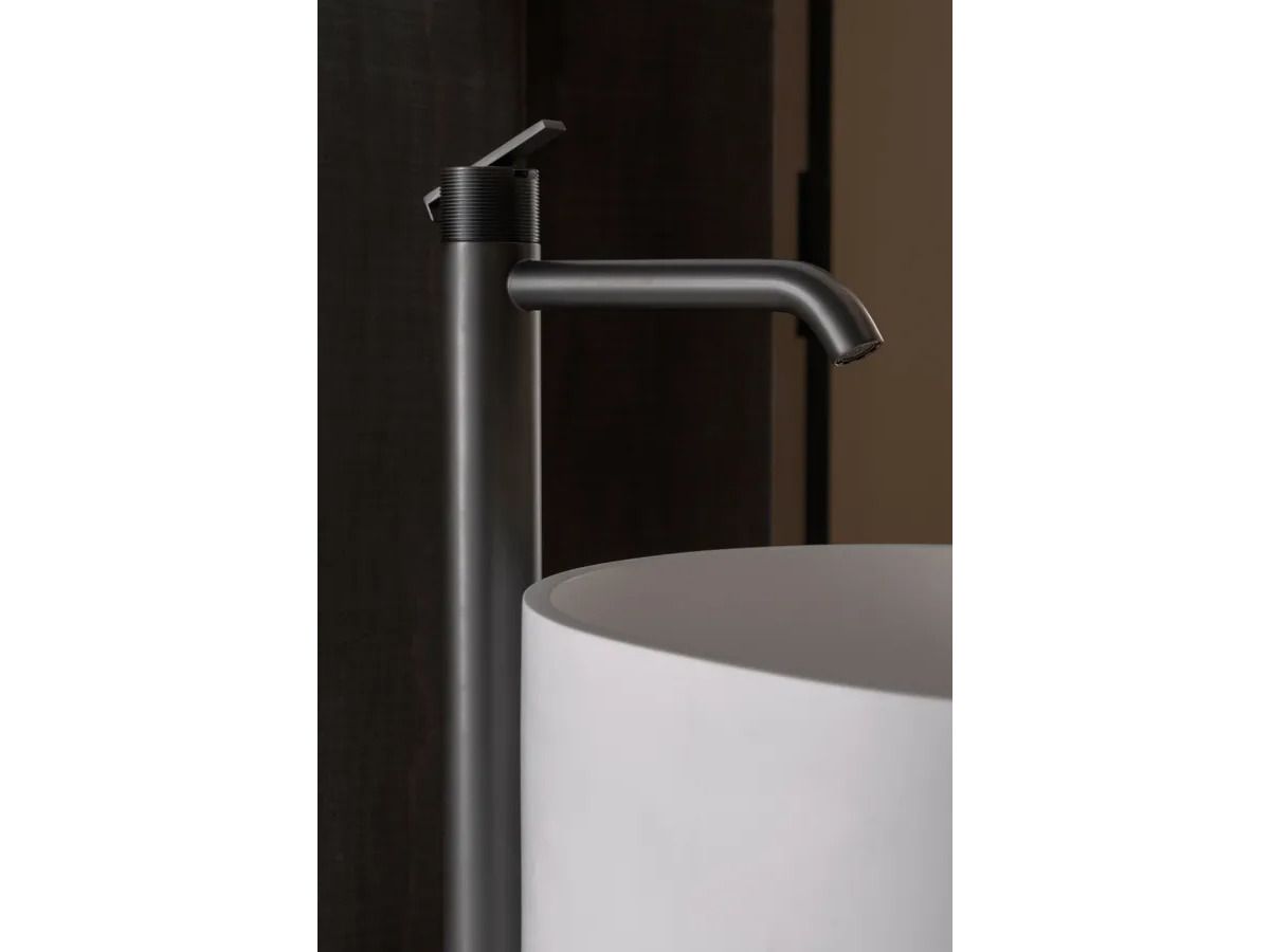 Круглый подвесной умывальник из твердой поверхности Inbani ARCH-00062416 - Вид №5