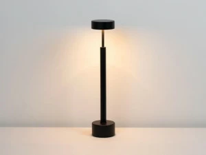 Milan Iluminacion Настольная лампа из металла Peak