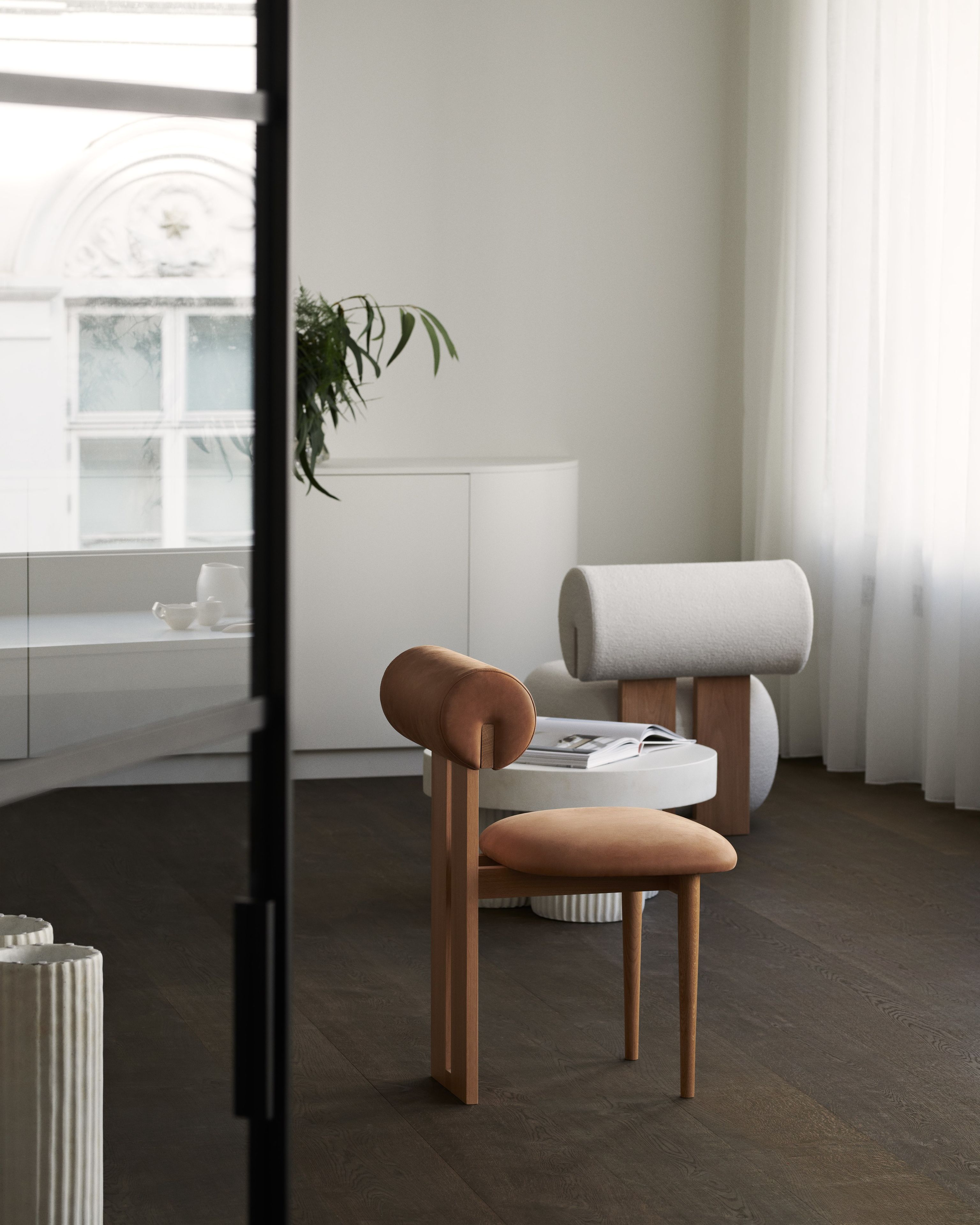 Кожаное и Дубовое кресло NORR11 Hippo ARCH-00057480 - Вид №2