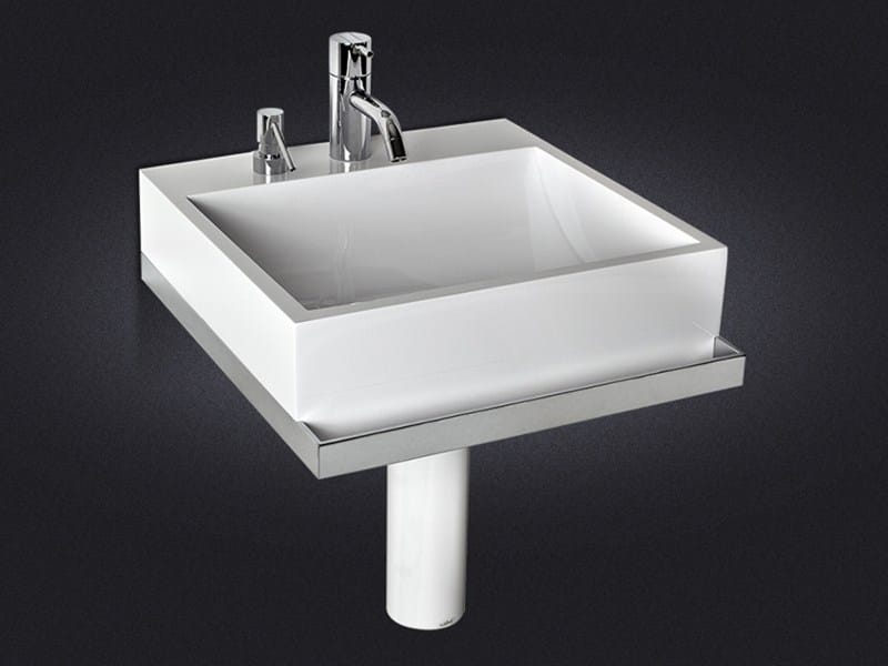 Квадратный подвесной умывальник из смолы Vallvé QUARENTA ARCH-00106364