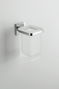 B3702 BasicQ Стакан настенный COLOMBO Basic Q