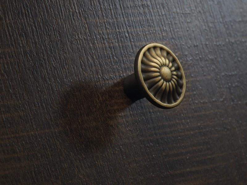 LINEA CALI' Ручка из латуни Daisy 1070pb0030 - Вид №1