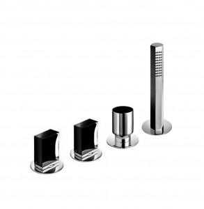 N467S  Набортный смеситель для ванныбез ручек без излива на 4 отверстия переключатель на 2 потока с кнопкой ручная лейка VENEZIA гибкий шланг 150 см картридж керамический 90° впуски 3/4'' подводка ручки заказываются отдельно, см. раздел ''Ручки'' Fantini