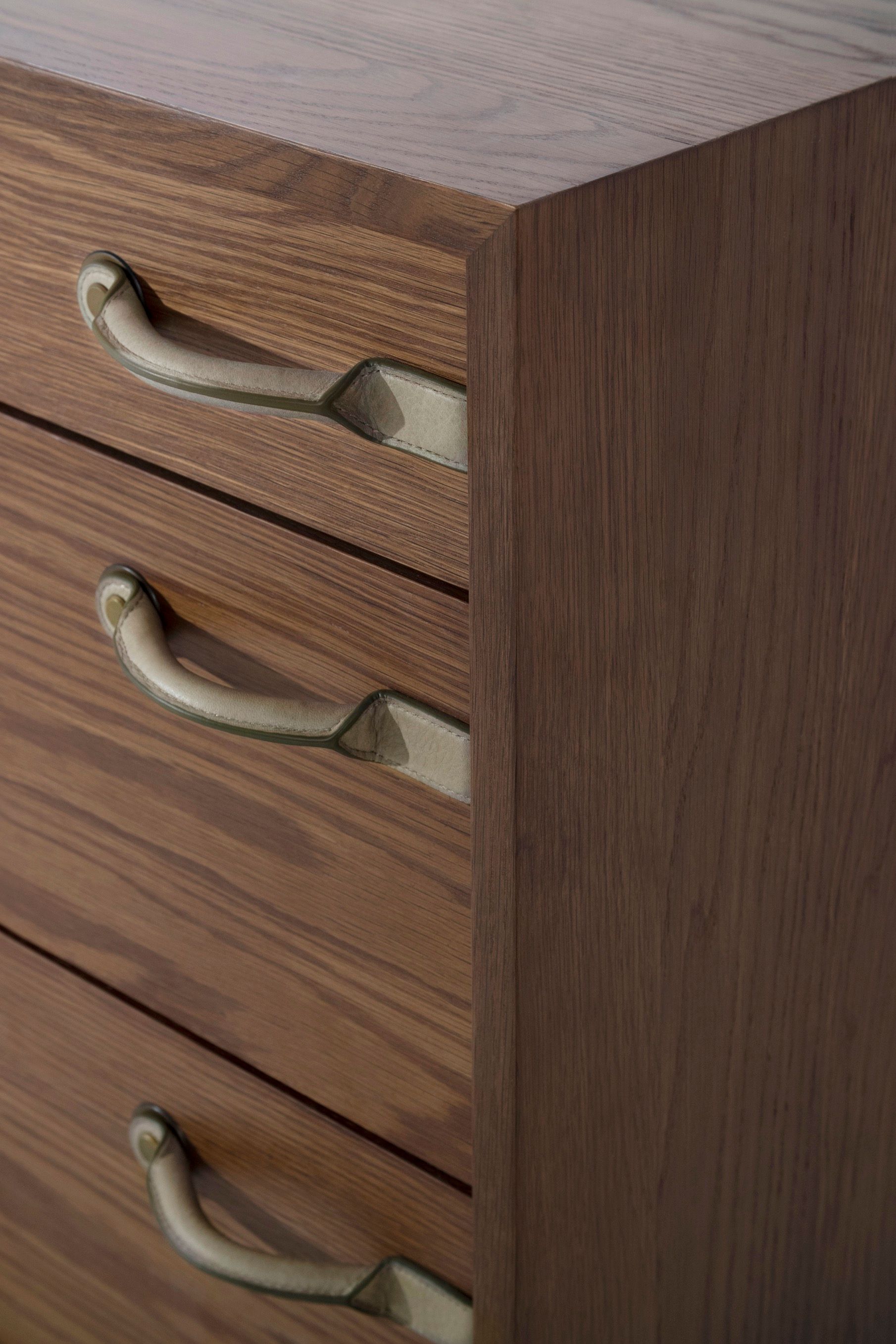 Комод из дуба District Eight Tote ARCH-00104475 - Вид №2