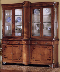 Витрина  GUERRA VANNI 2100