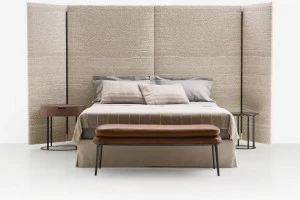Maxalto Двуспальная кровать из ткани с высоким изголовьем