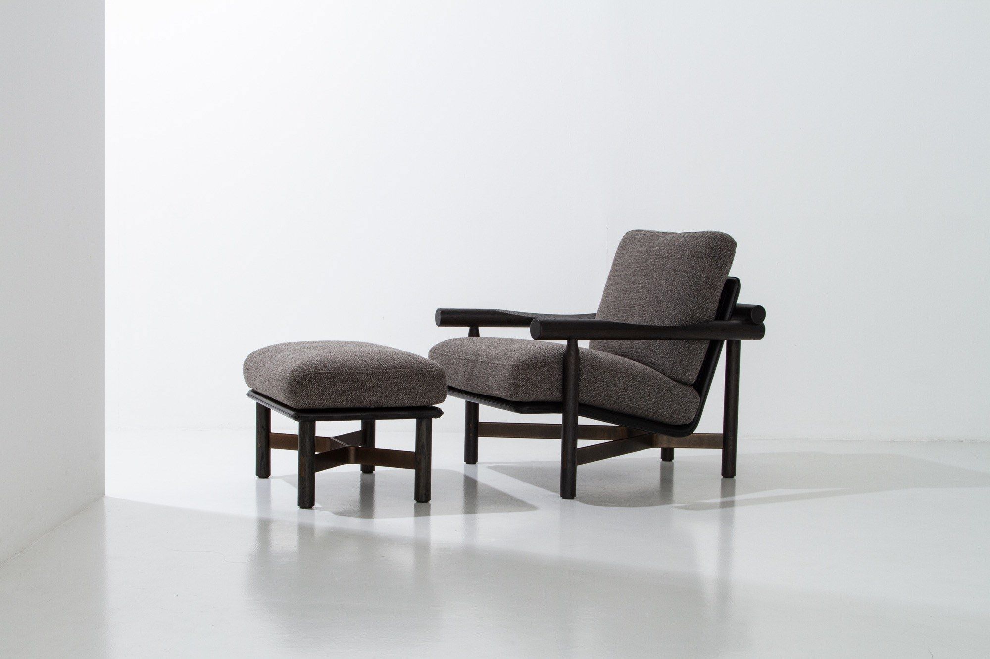 Ткань прямоугольный мягкий пуф District Eight Stilt ARCH-00095531 - Вид №1