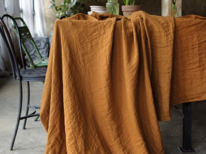 Прямоугольная льняная скатерть