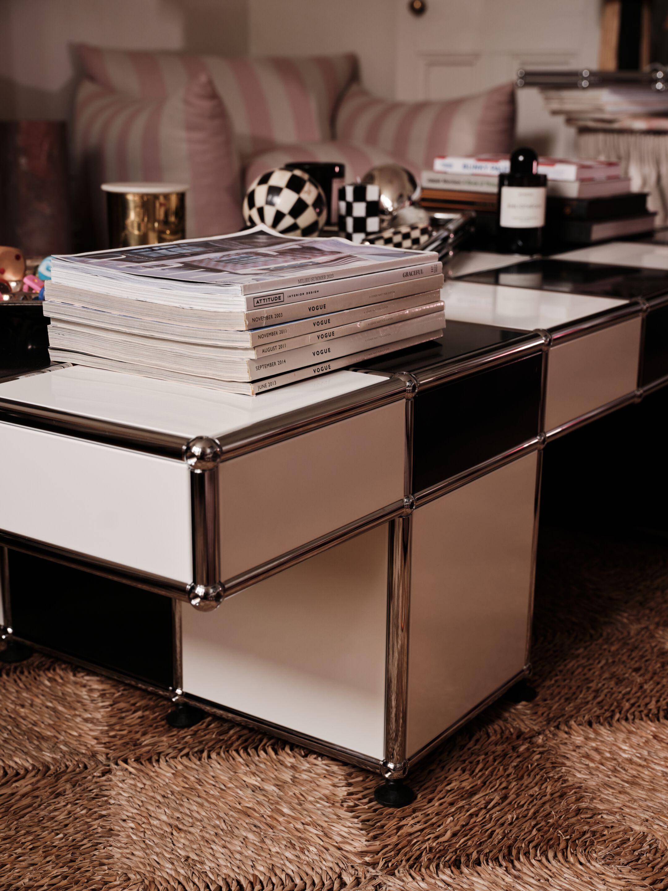 Стальной журнальный столик USM TESSELLATE ARCH-00102015 - Вид №4