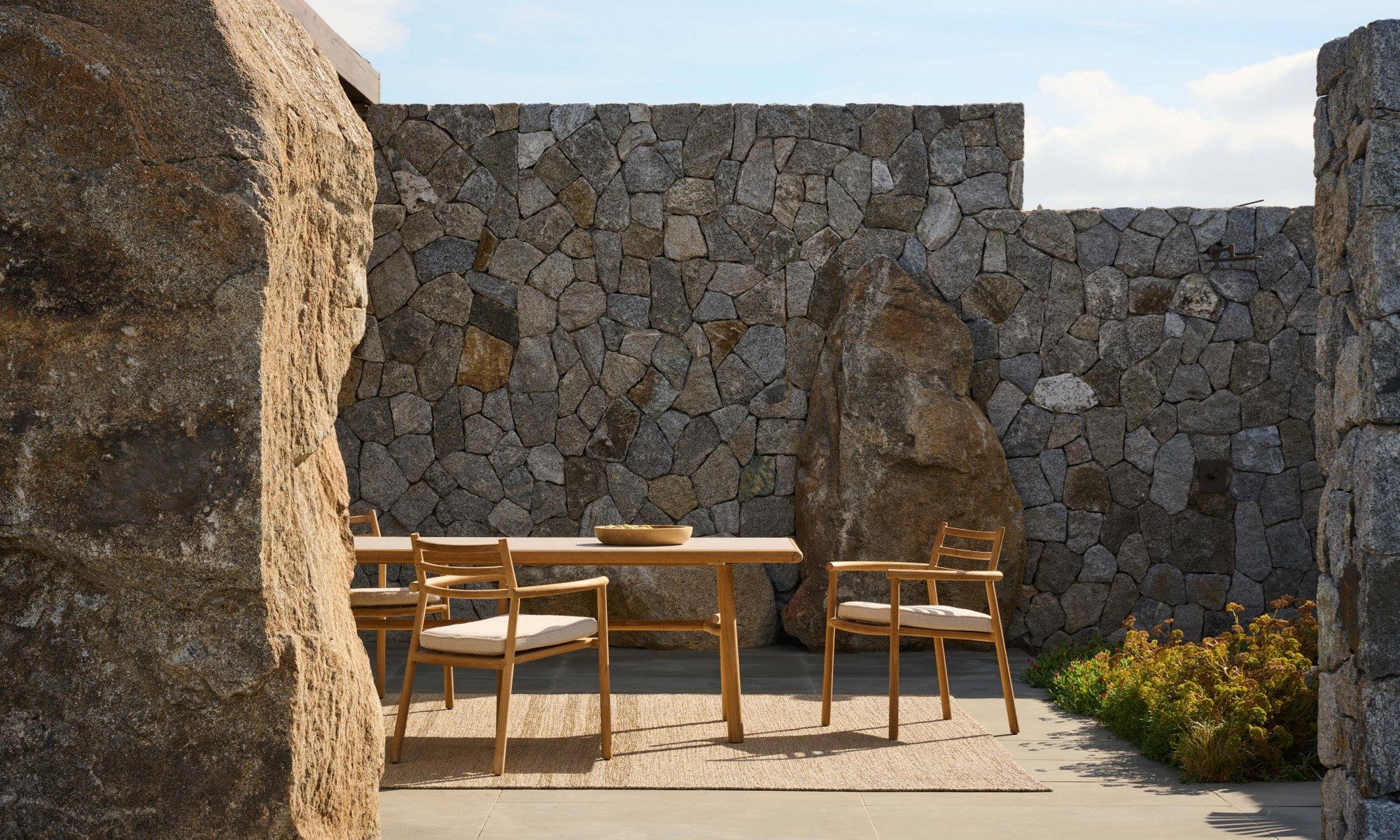 Прямоугольный стол из тикового дерева с керамической столешницей TRIBÙ Ukiyo ARCH-00084042 - Вид №1