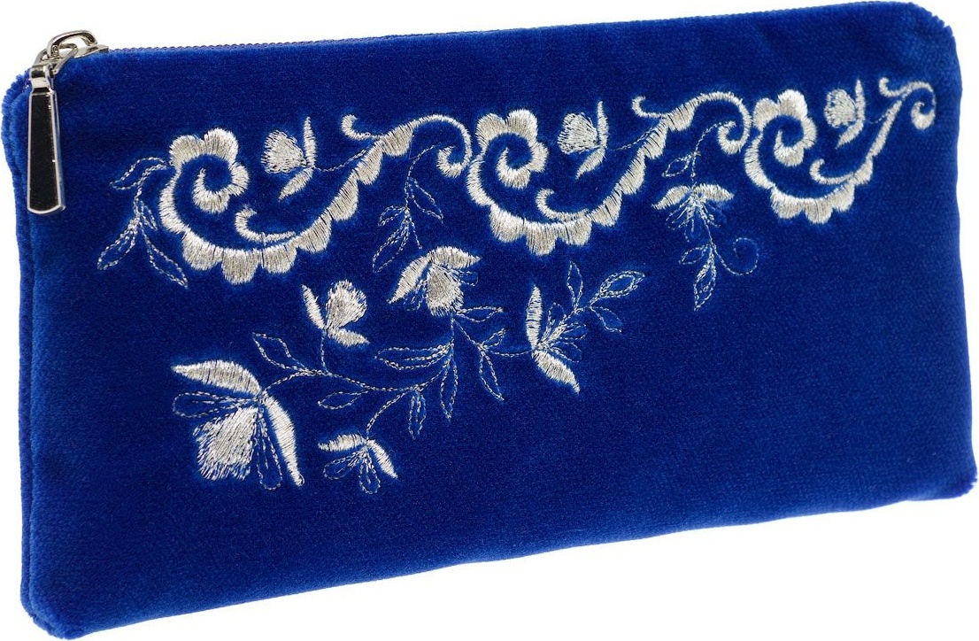 10660397 Торжокские золотошвеи Очечник "Фиалка" бархат Разм. 10*19*2 Мод. 249-1 Рис. 725 Бархат 