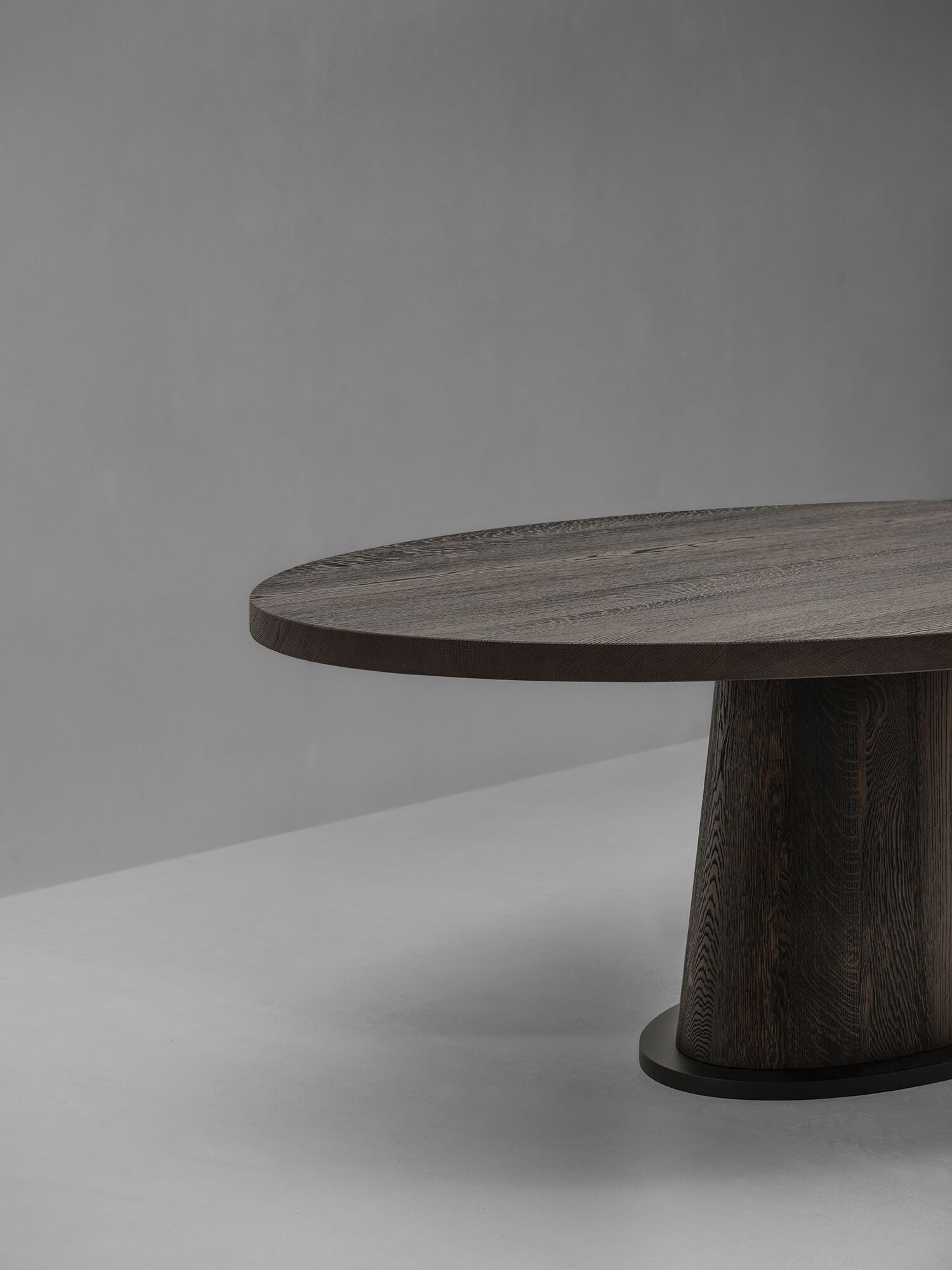 Овальный дубовый стол Van Rossum KOPS ARCH-00088439 - Вид №1