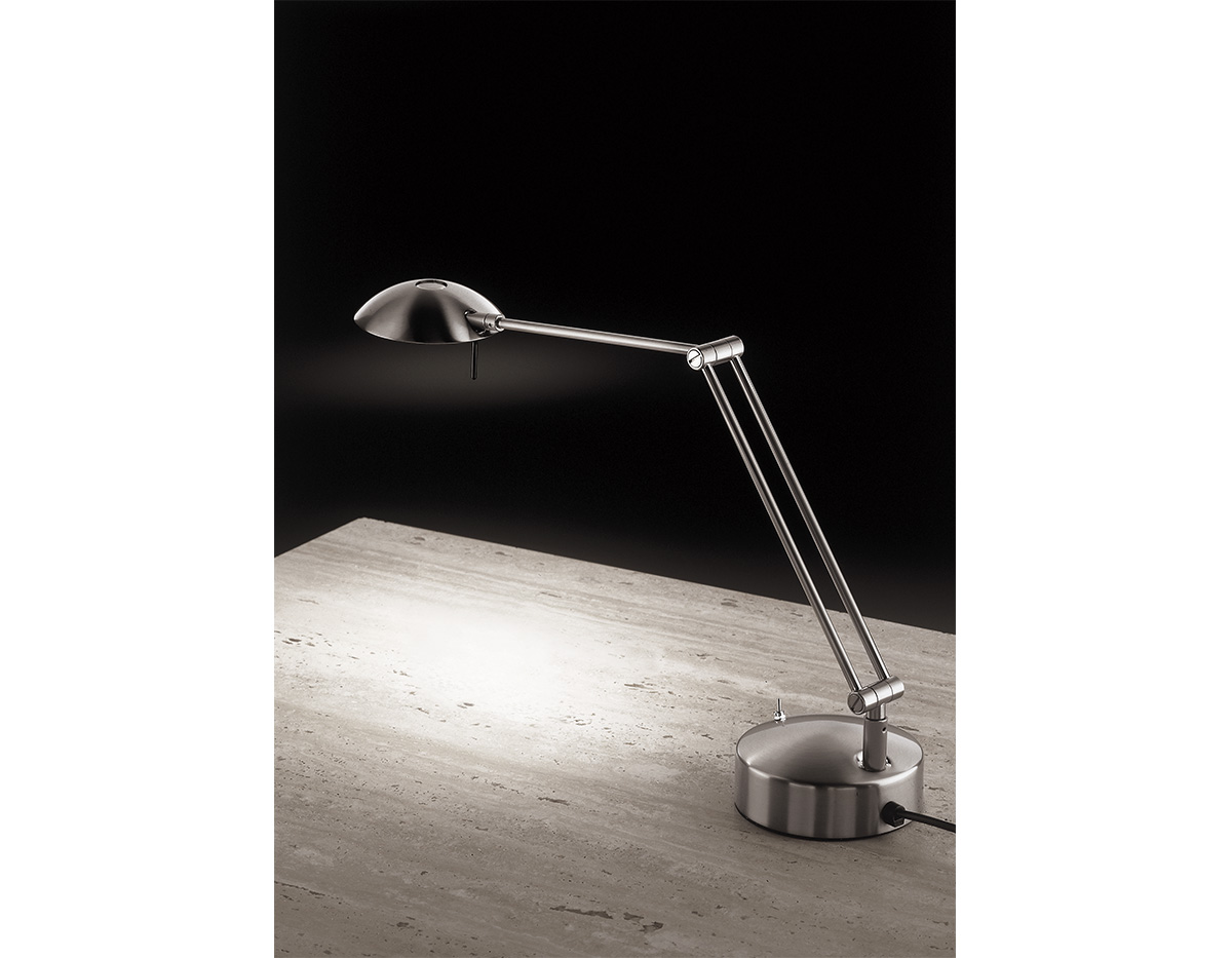 005152 Настольная лампа Estiluz Icons