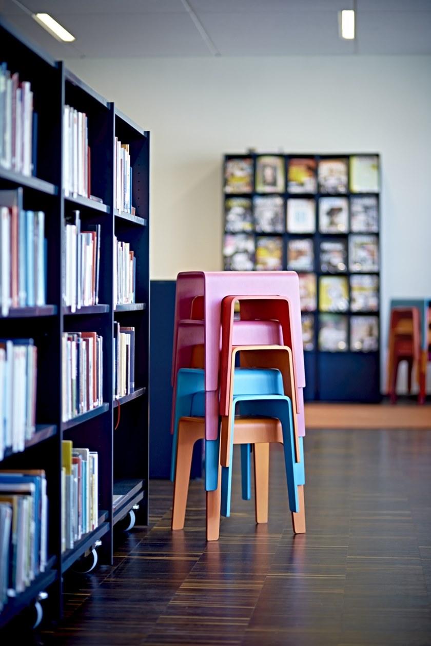 Blå Station Штабелируемый деревянный табурет Bimbo Bla Station sun-id-1459111 - Вид №14