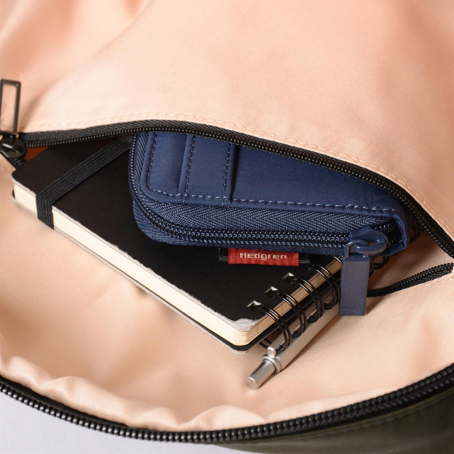 HNOV06/572 Рюкзак HNOV06 Cosmos 13 Two Compartment Backpack Hedgren Nova - Вид №4