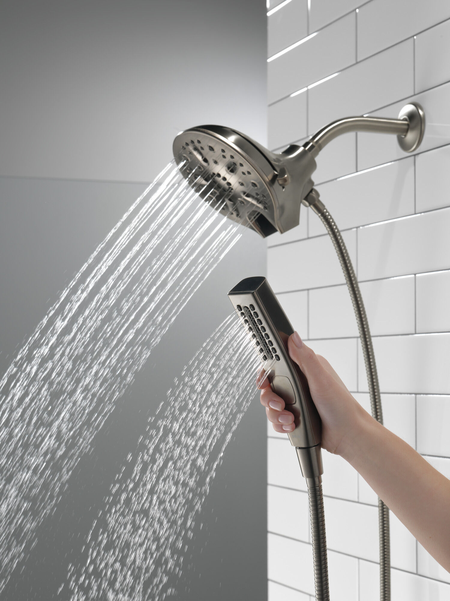 58620-KS25-PK In2ition® H2Okinetic® Душ два в одном с 5 настройками Delta Faucet Universal Showering Черный нержавеющий  - Вид №7