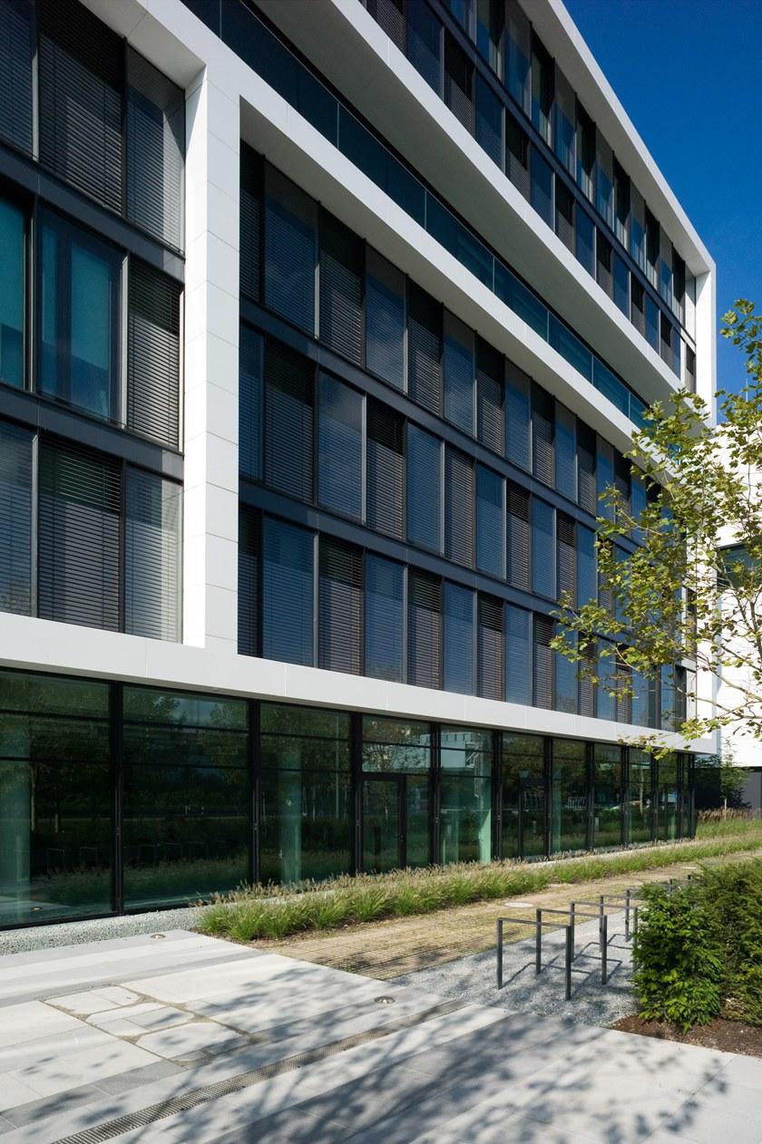 Corian® Design Фасадная панель Corian® sun-id-1439973 - Вид №9