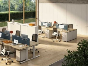 Bralco Высокий офисный шкаф из меламина с распашными дверцами Winglet