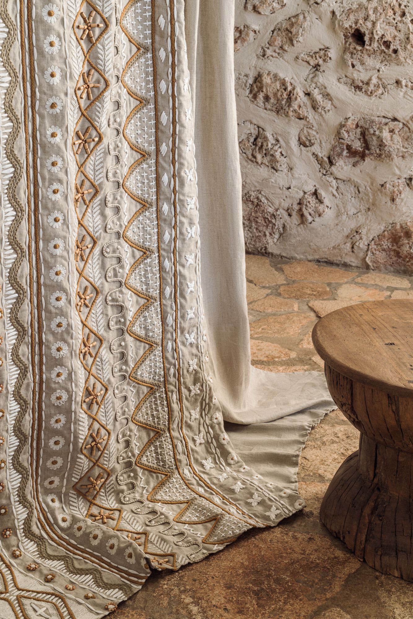 Льняная вышитая ткань Élitis Baléares ARCH-00023483 - Вид №4