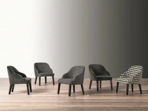 Meridiani Кресло из ткани с подлокотниками Odette